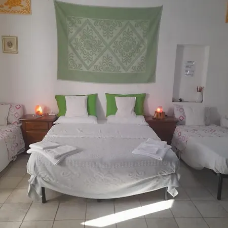 Alojamento de Acomodação e Pequeno-almoço Giardino Del Sole 3*